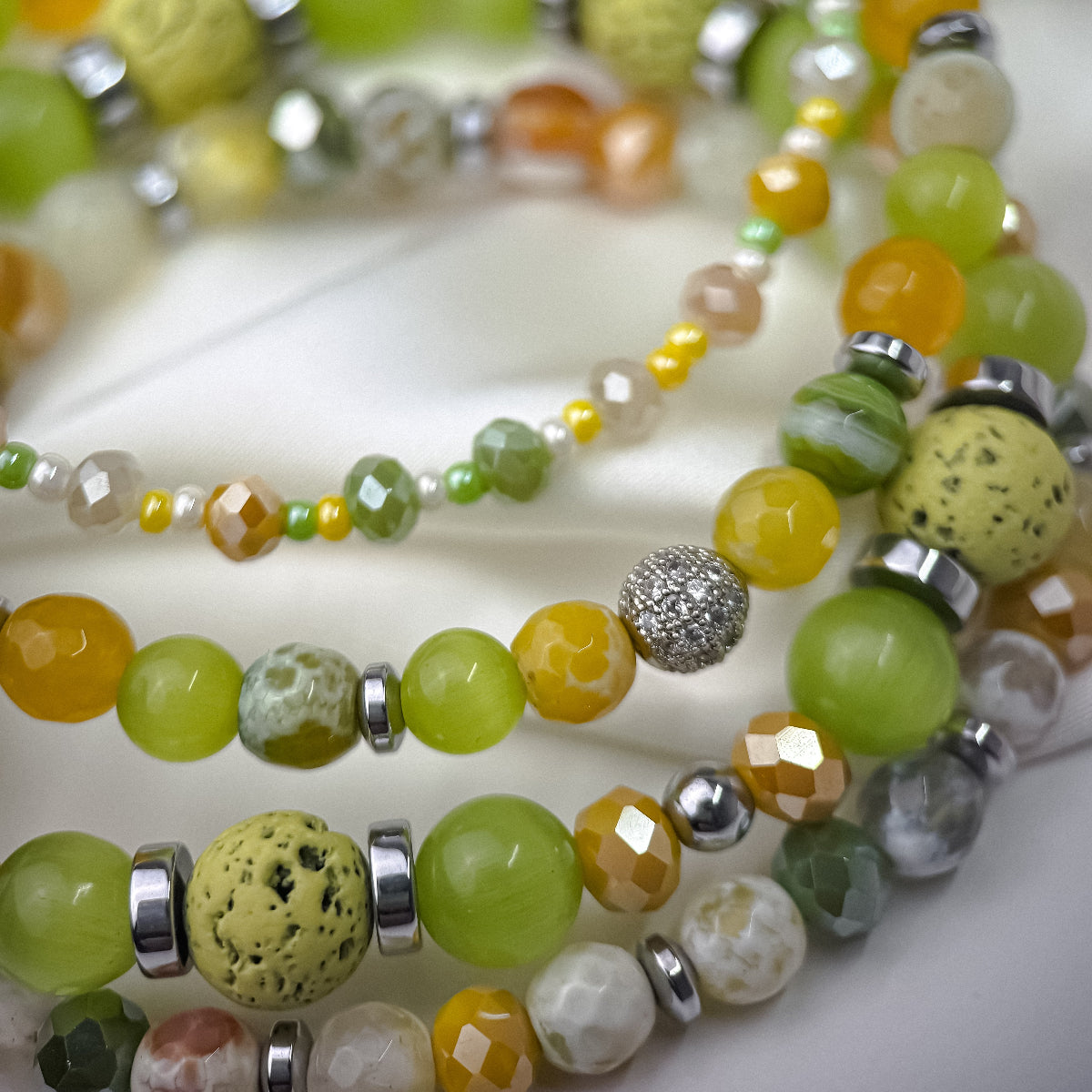 Agate and quartz set